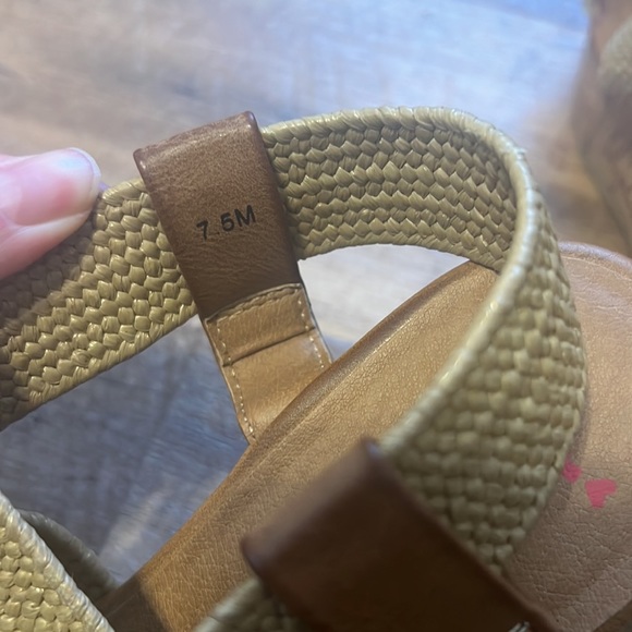 Jellypop Makenna Strappy Cork Sandals - 7.5 - Picture 4 of 9